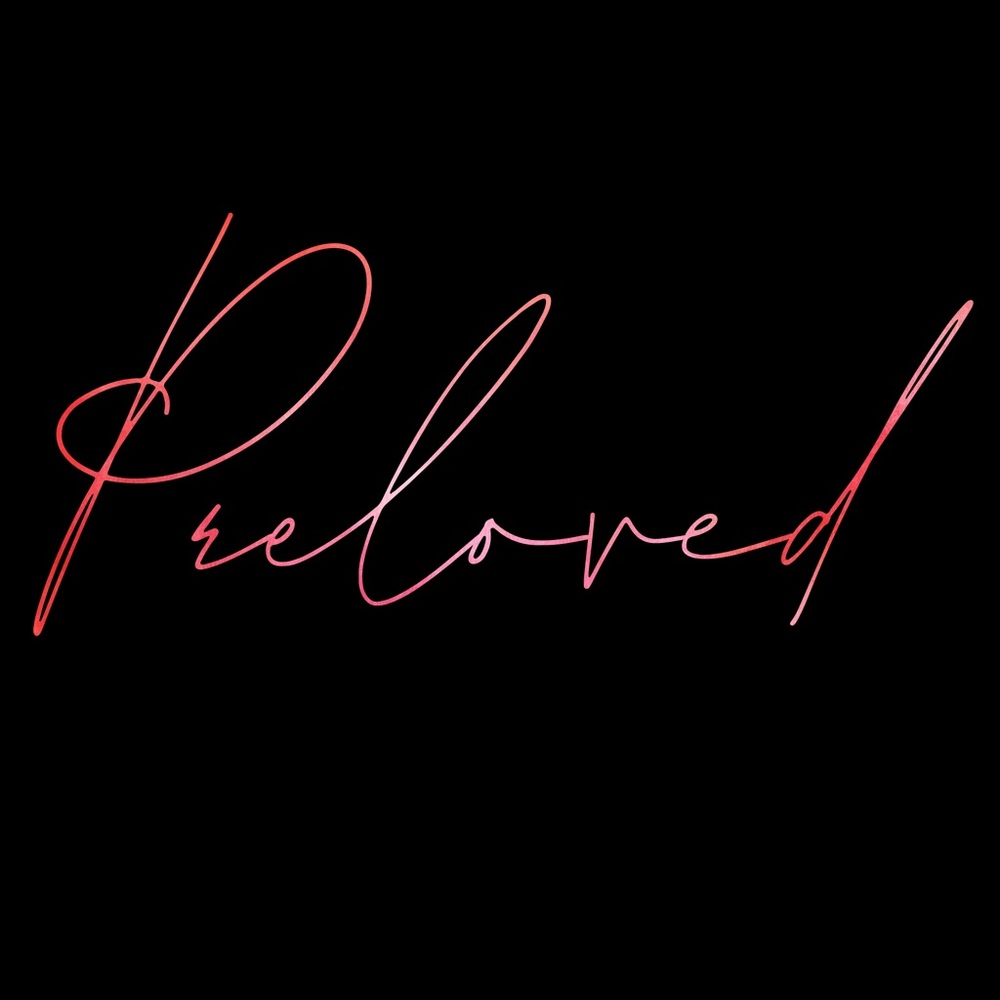 •{Pre Loved Items}•